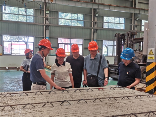 【领导关怀】杭州市总工会赴尊龙集团·杭构集团仁和基地进行“全市工会劳动法律夏季专项监督行动”调研检查